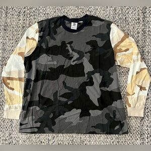 Adidas Originals Camo tee size XXL